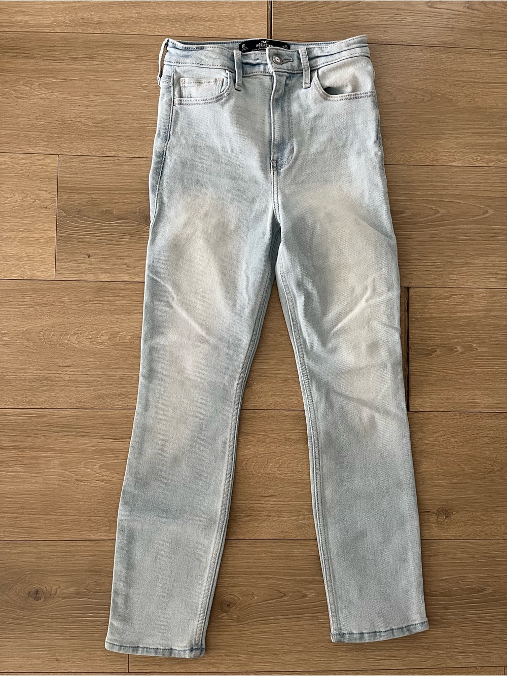 Hollister Ultra High Rise Skinny Ankle Jeans